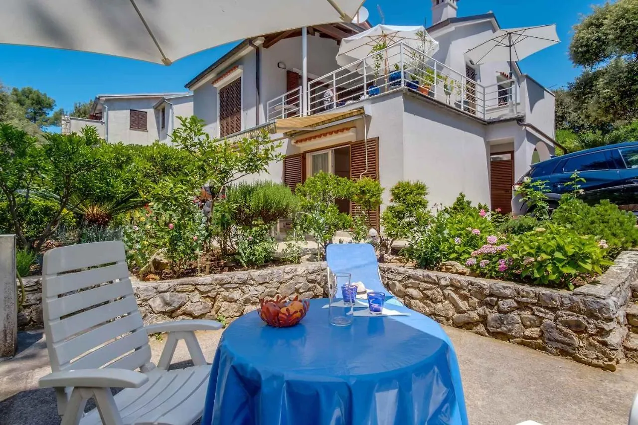 Apartments In Mali Losinj 14834