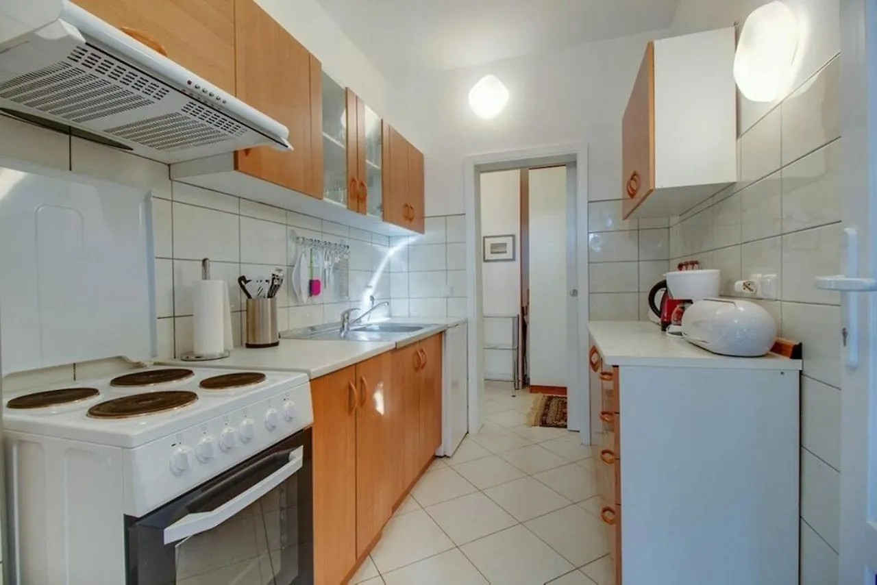 Apartments In Mali Losinj 14834