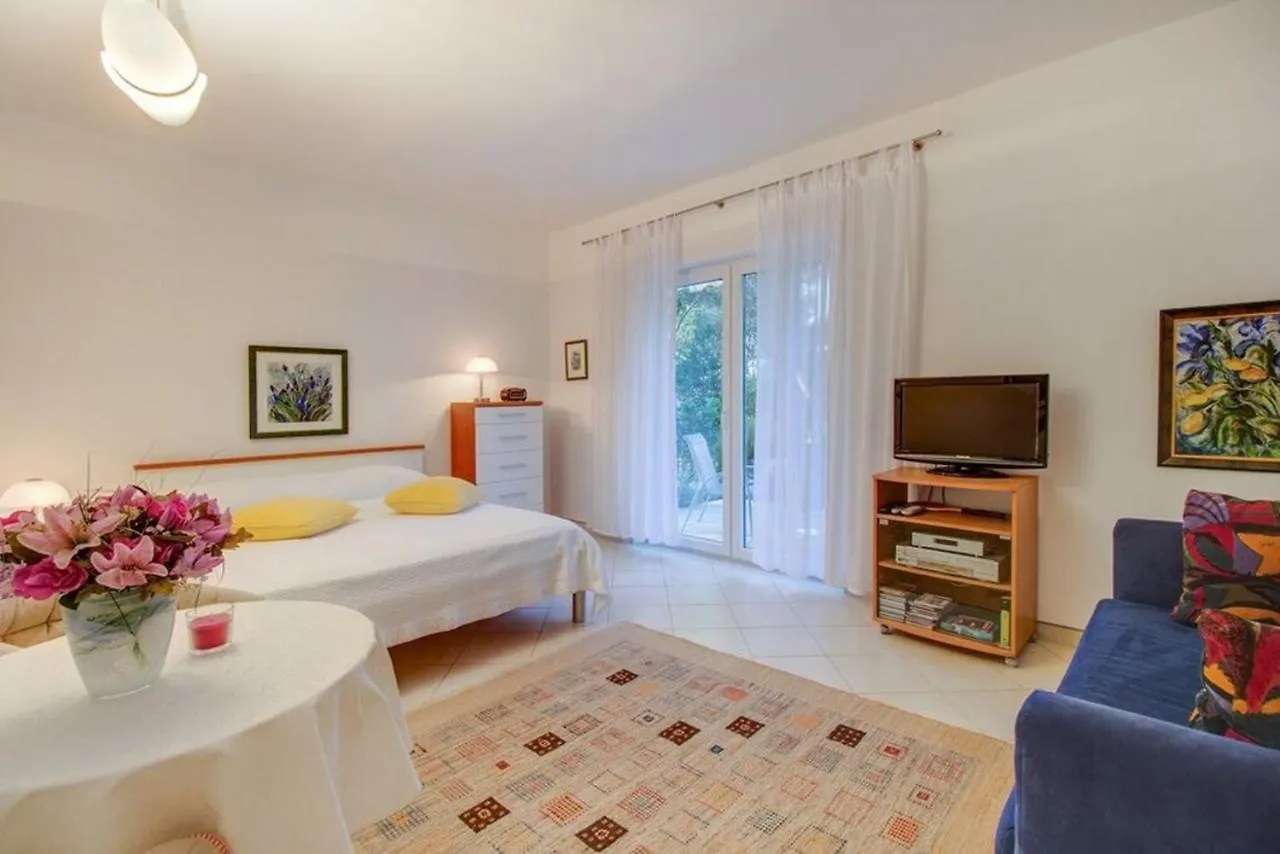Apartments In Mali Losinj 14834