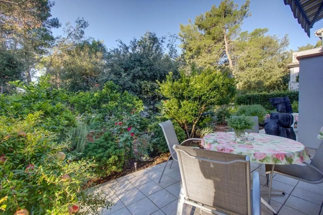 Apartments In Mali Losinj 14834